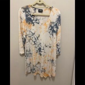 ladies XL city of angles peach, gray and cream top